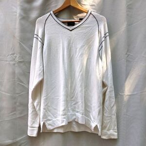 IZOD white v neck sweater size med golf